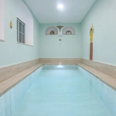 Gospodarstwo wiejskie Casa Senorial Con Piscina. Casa Donna Isabel Peñaflor